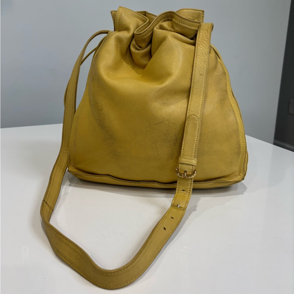 Loewe Yellow Nappa Drawstring Bucket Bag Anagram – Flamenco Style - Picture 3 of 16